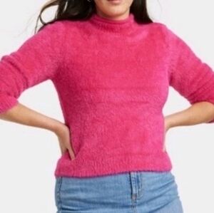 Universal Thread Pink Fuzzy Crew Neck Sweater XL NWT (5576)
